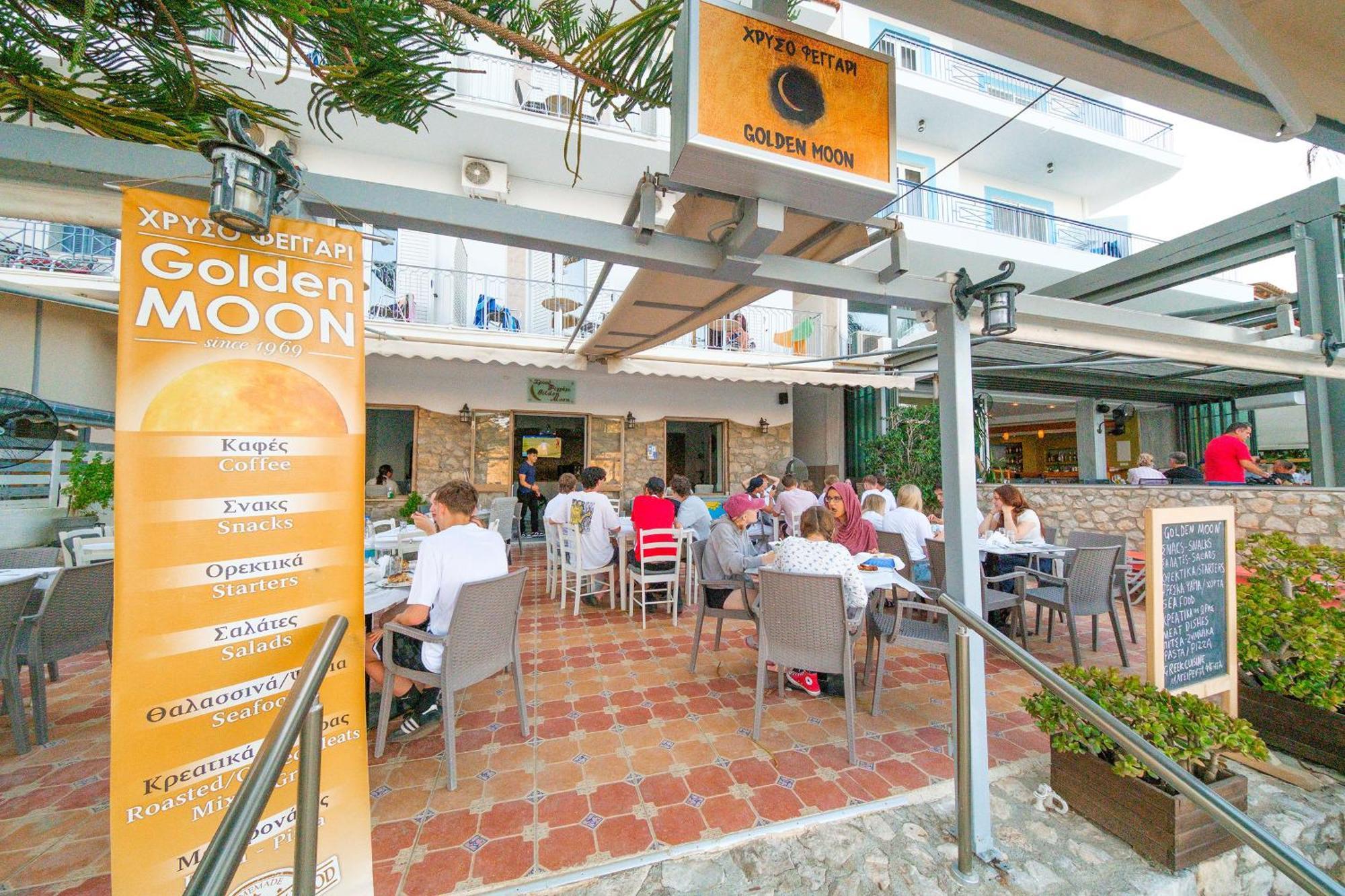 Golden Moon Hotel Tolo Ngoại thất bức ảnh